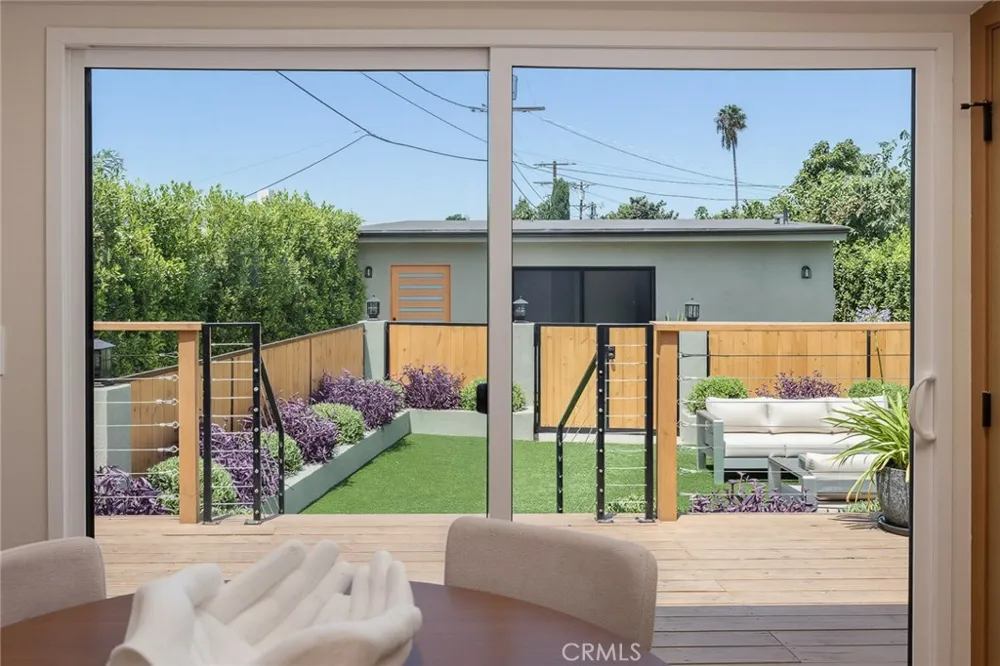225 Branch Highland Park, CA 90042