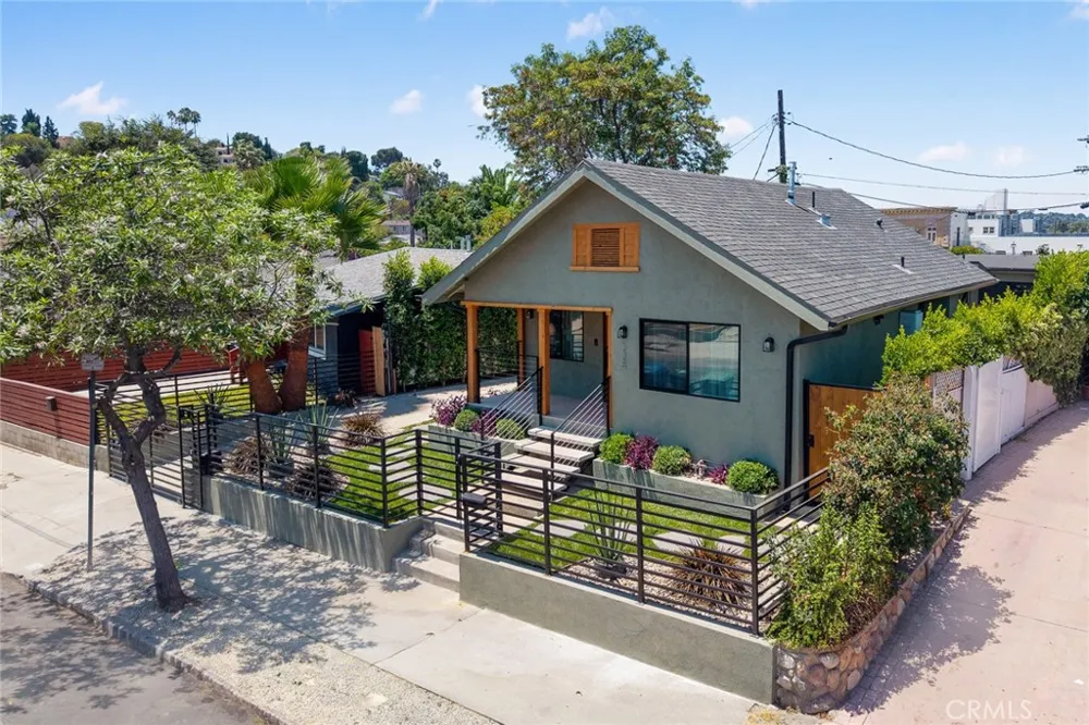 225 Branch Highland Park, CA 90042