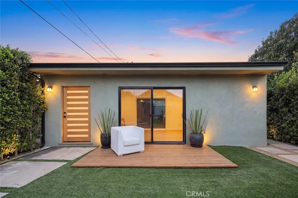 225 Branch Highland Park, CA 90042