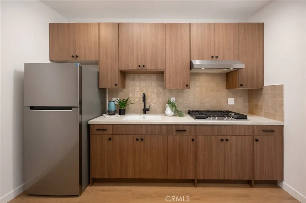 225 Branch Highland Park, CA 90042