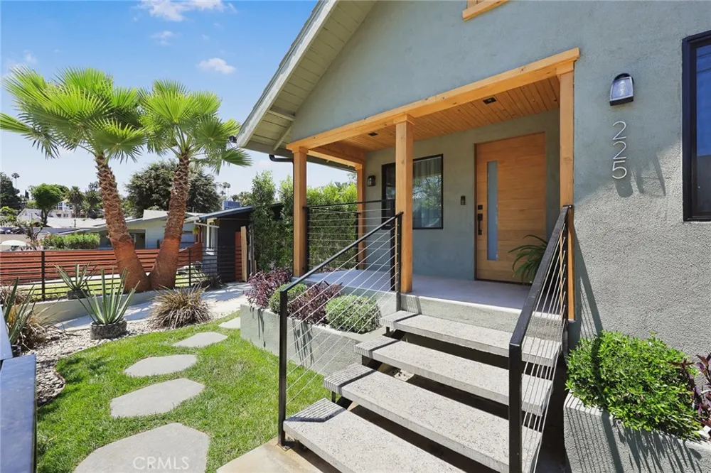 225 Branch Highland Park, CA 90042