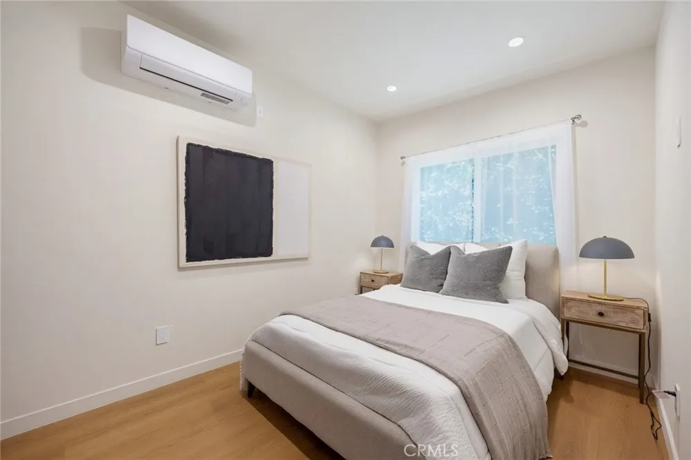 225 Branch Highland Park, CA 90042