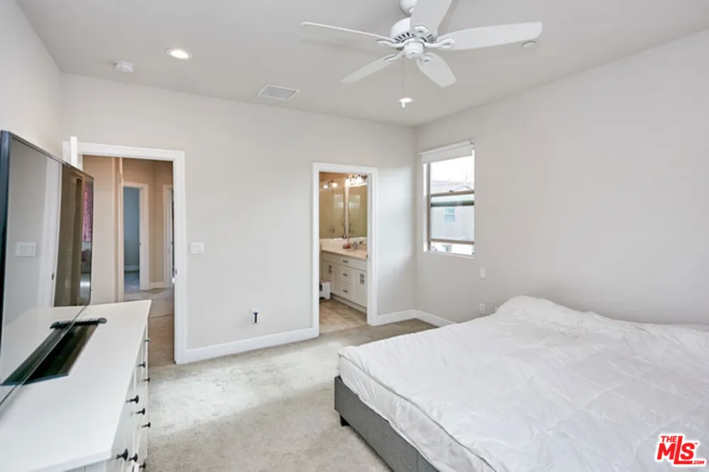 9831 Alburtis Avenue #37 Santa Fe Springs, CA 90670