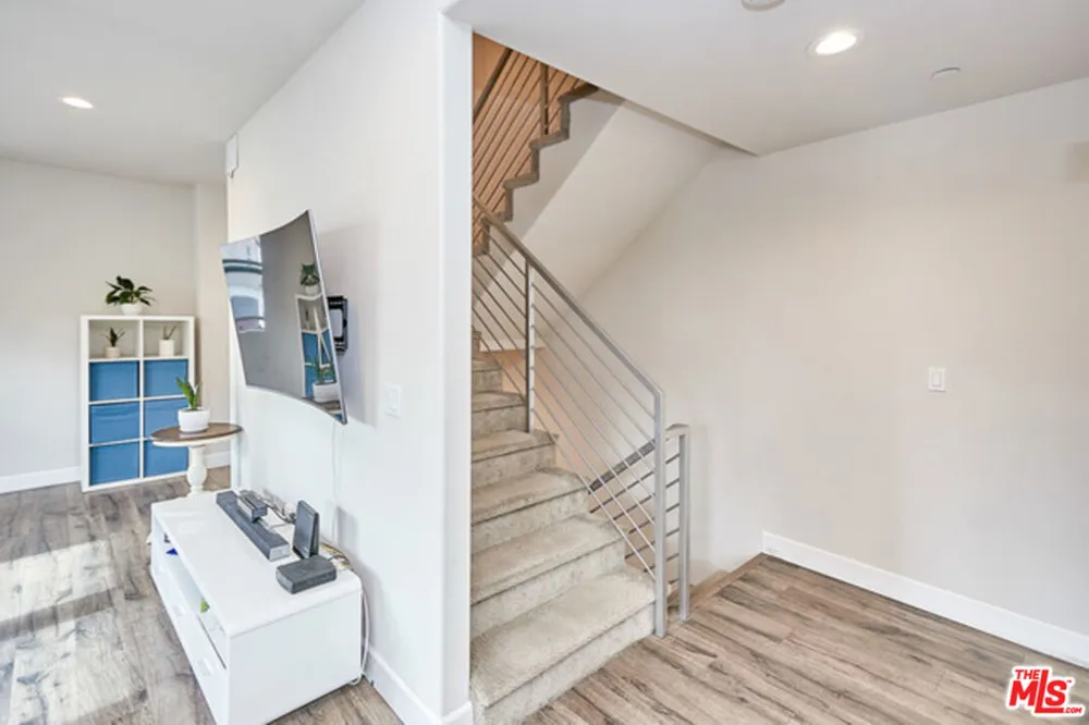 9831 Alburtis Avenue #37 Santa Fe Springs, CA 90670