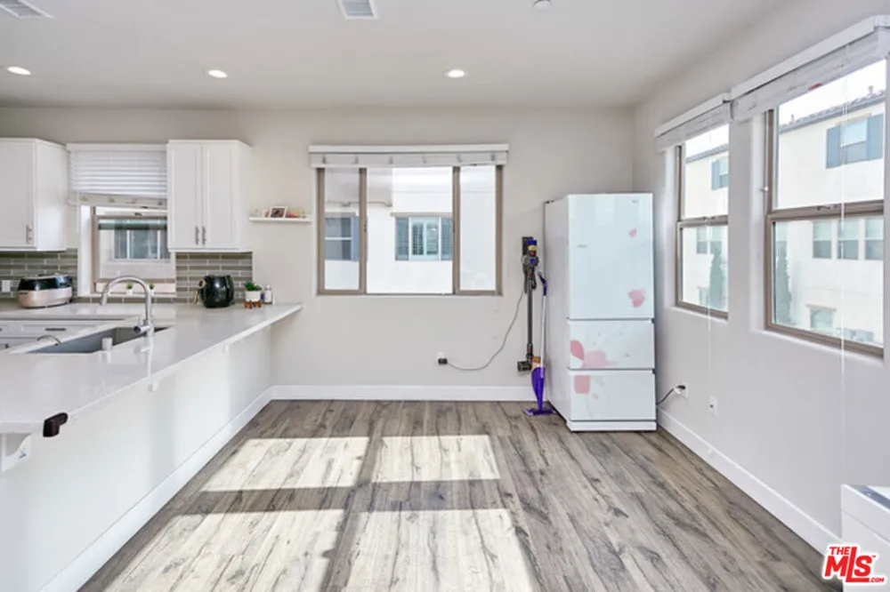 9831 Alburtis Avenue #37 Santa Fe Springs, CA 90670