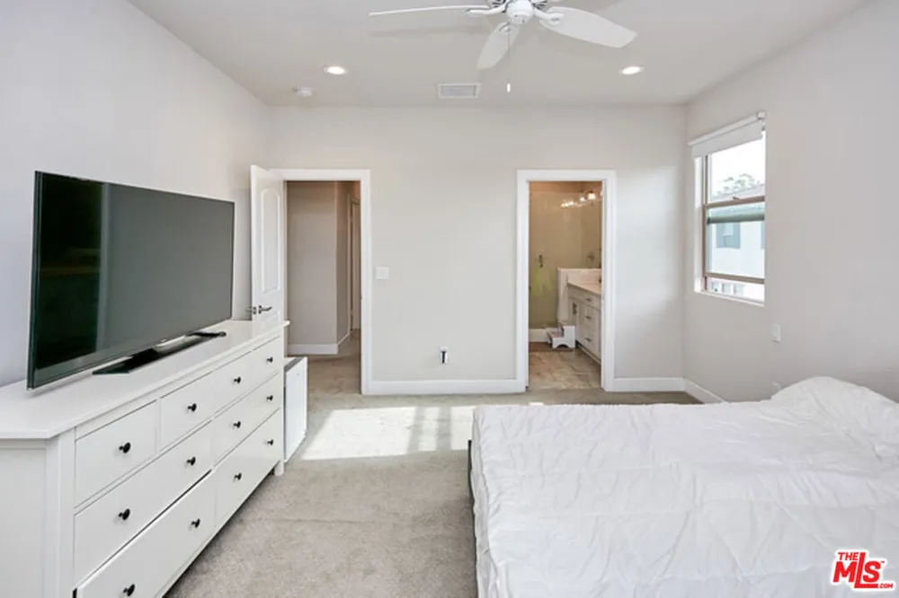 9831 Alburtis Avenue #37 Santa Fe Springs, CA 90670