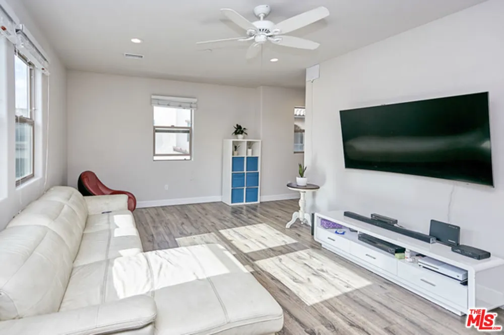 9831 Alburtis Avenue #37 Santa Fe Springs, CA 90670