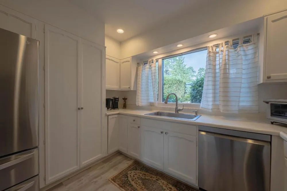 120 Del Mesa Carmel Carmel, CA 93923