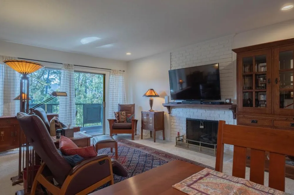 120 Del Mesa Carmel Carmel, CA 93923