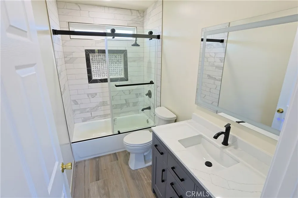 10036 Arleta Avenue Arleta, CA 91331