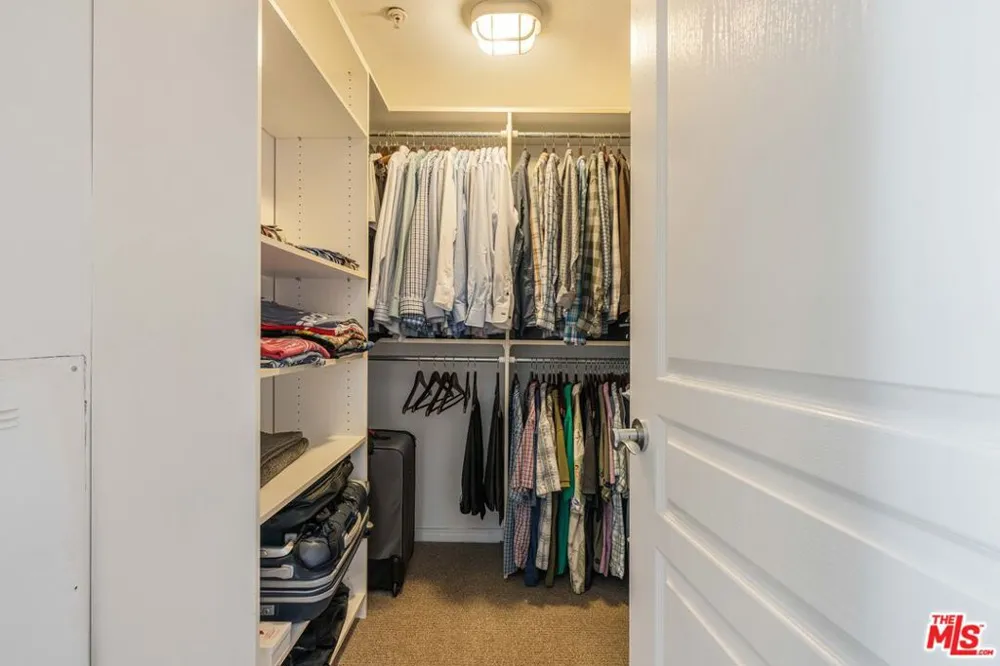 13044 Pacific Promenade #414 Playa Vista, CA 90094