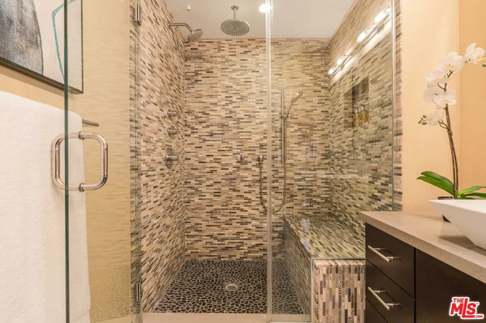 13044 Pacific Promenade #414 Playa Vista, CA 90094