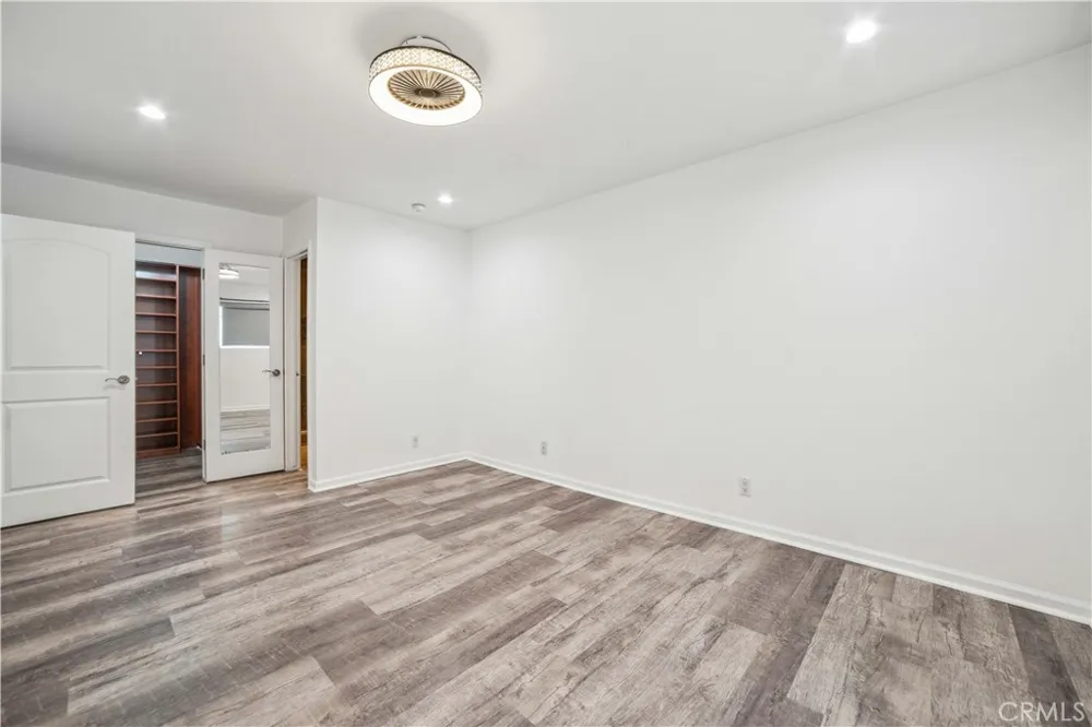 2411 Prospect Avenue #125 Hermosa Beach, CA 90254