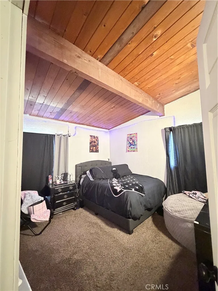 9829 Williams Bloomington, CA 92316