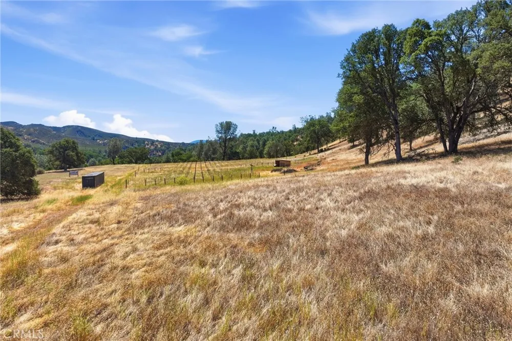 18355 E Highway 20 Clearlake Oaks, CA 95423