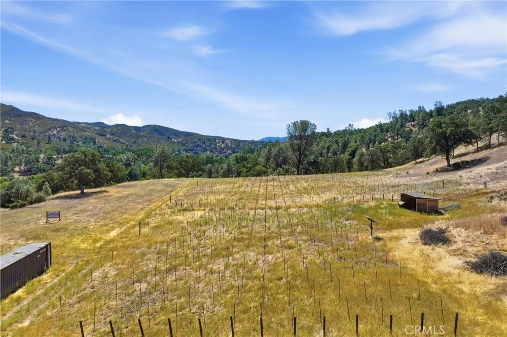 18355 E Highway 20 Clearlake Oaks, CA 95423
