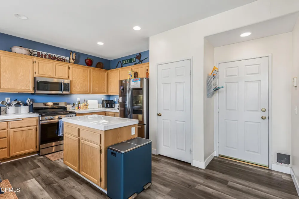 936 Hinckley Lane Fillmore, CA 93015