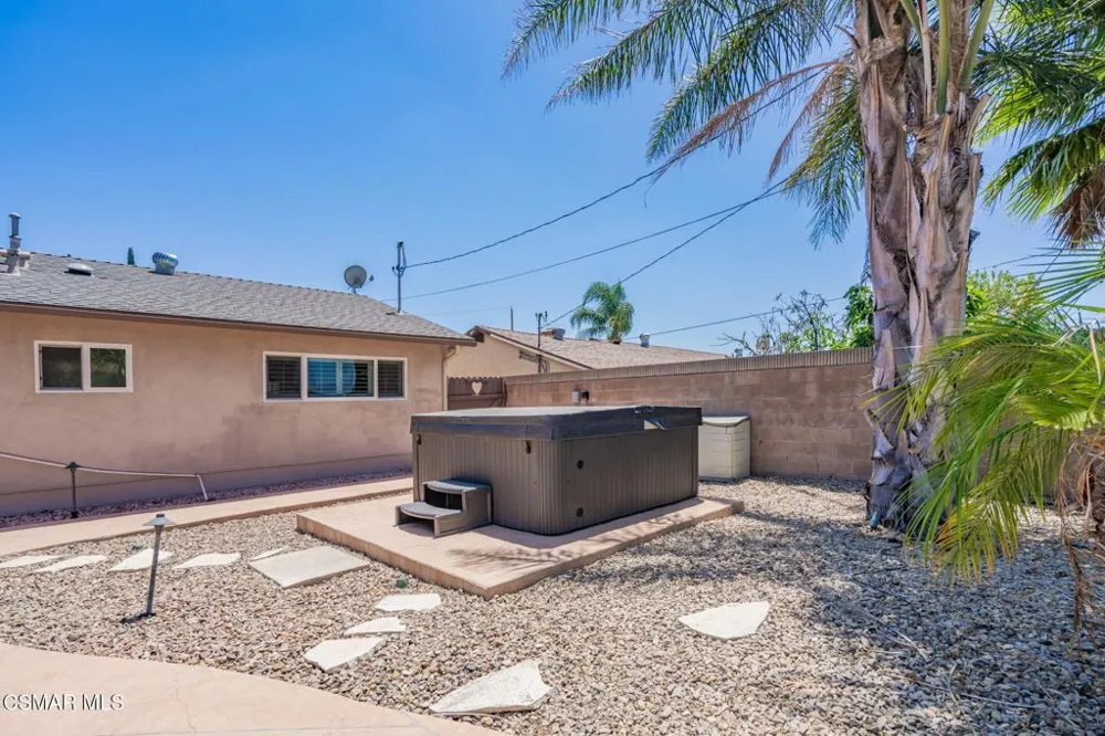 3217 Hamlin Avenue Simi Valley, CA 93063