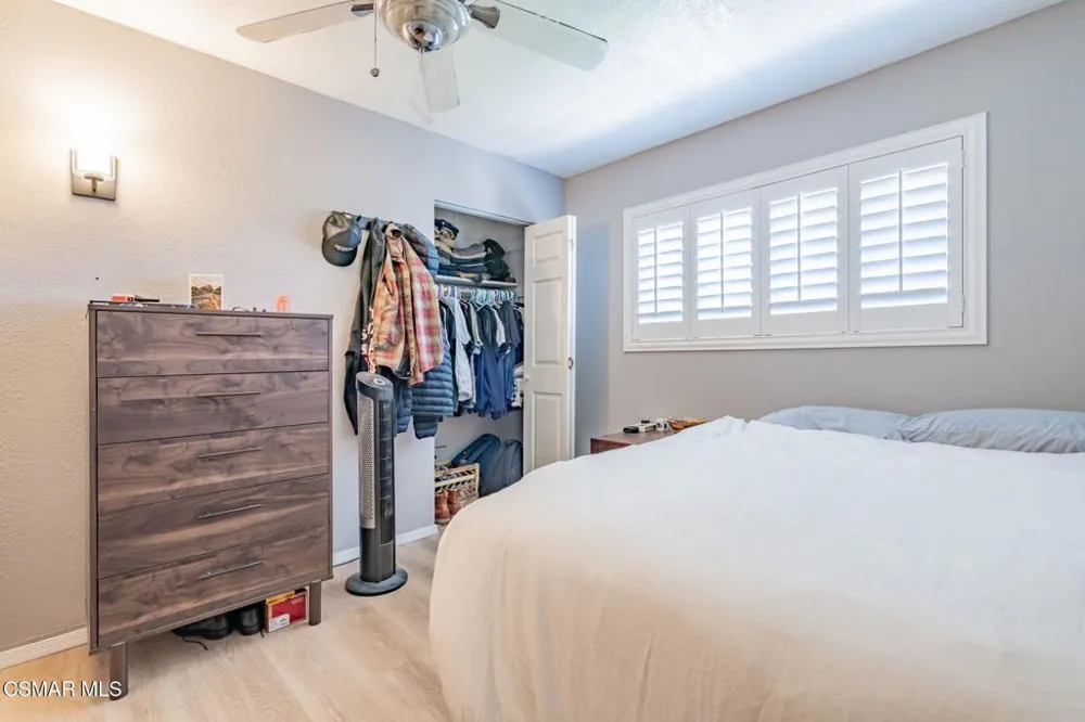 3217 Hamlin Avenue Simi Valley, CA 93063