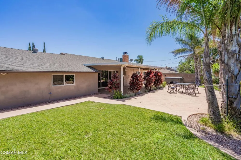 3217 Hamlin Avenue Simi Valley, CA 93063