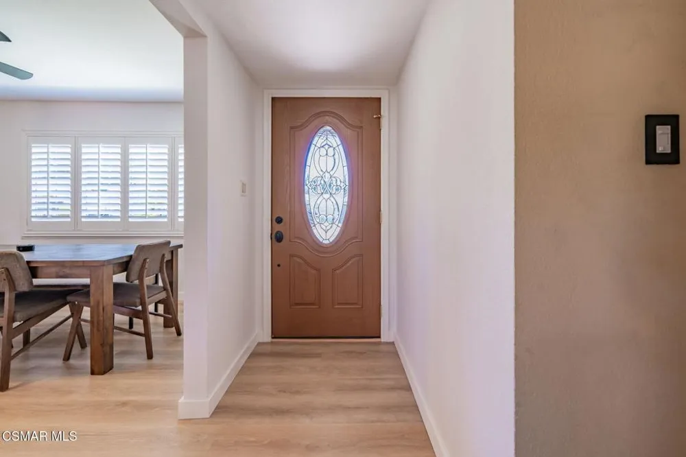 3217 Hamlin Avenue Simi Valley, CA 93063