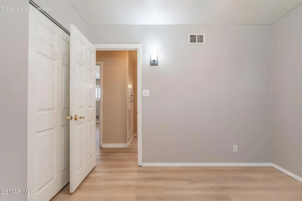 3217 Hamlin Avenue Simi Valley, CA 93063