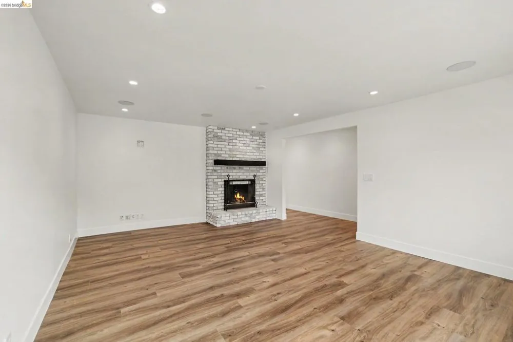 5545 Southbrook Dr Clayton, CA 94517