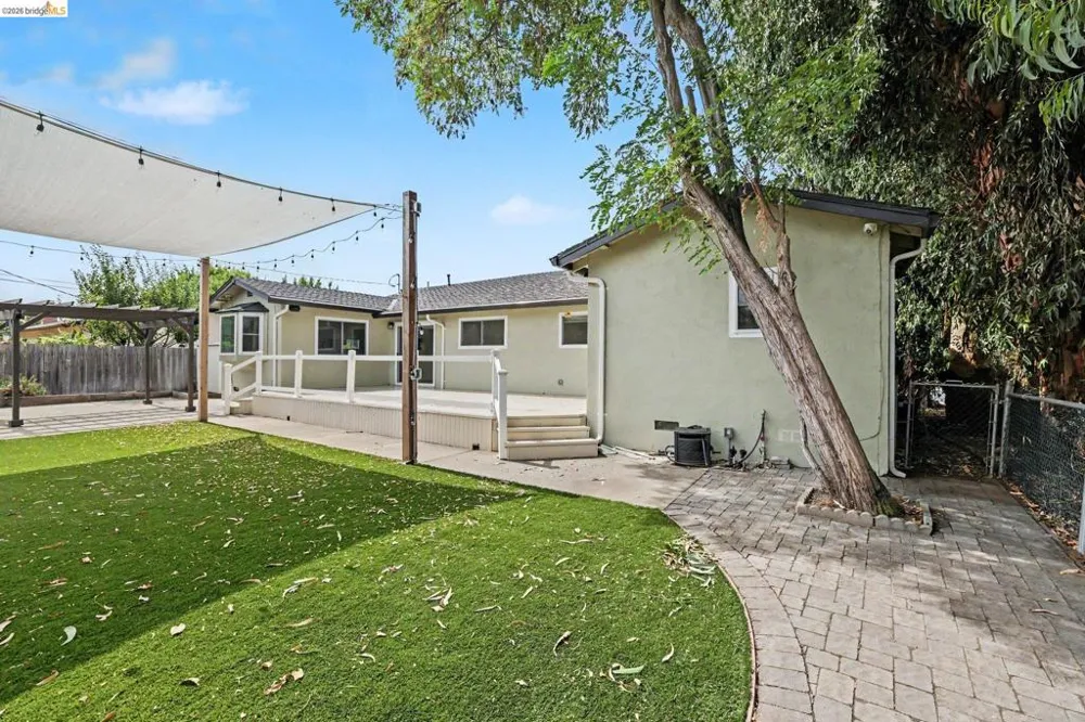5545 Southbrook Dr Clayton, CA 94517