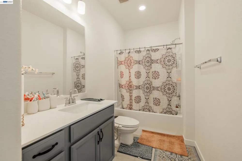2666 Alcove Way Sacramento, CA 95833