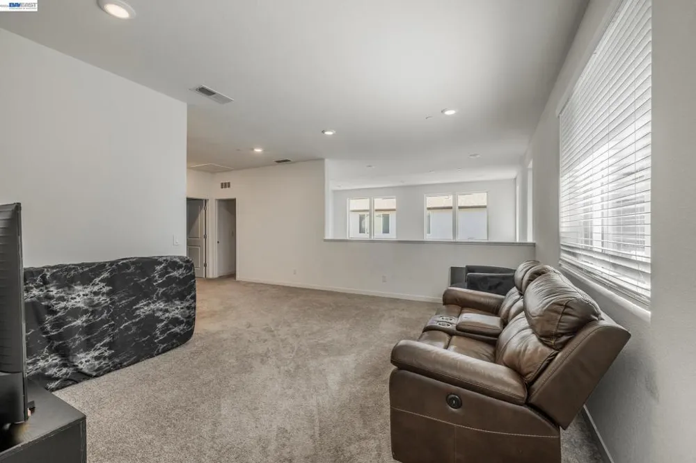 2666 Alcove Way Sacramento, CA 95833