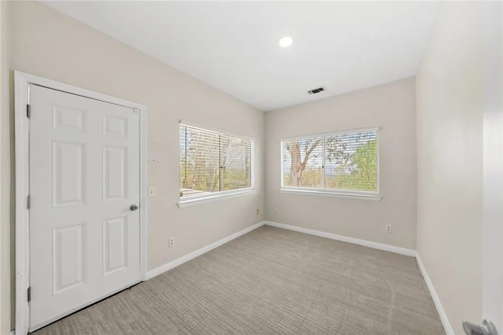 5385 Park San Bernardino, CA 92404