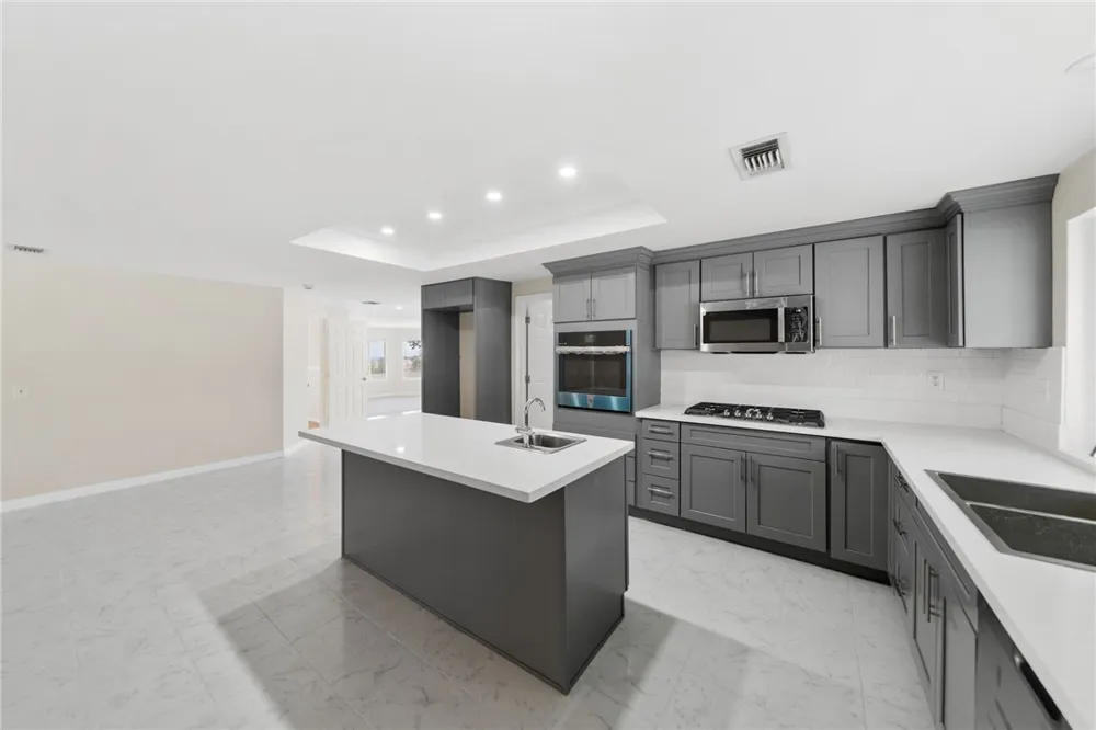 5385 Park San Bernardino, CA 92404