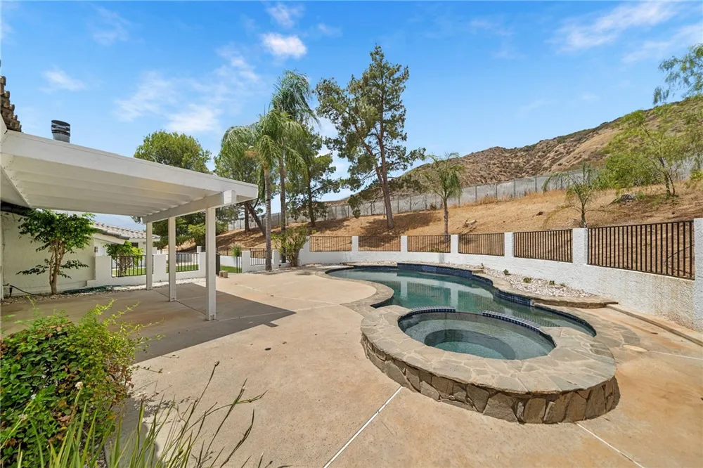 5385 Park San Bernardino, CA 92404