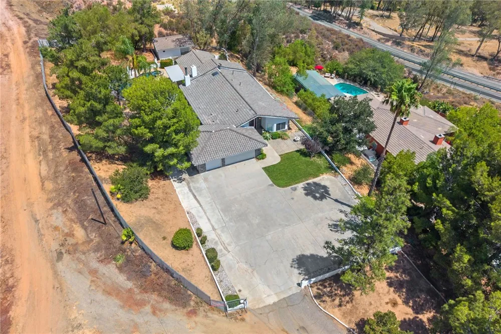 5385 Park San Bernardino, CA 92404