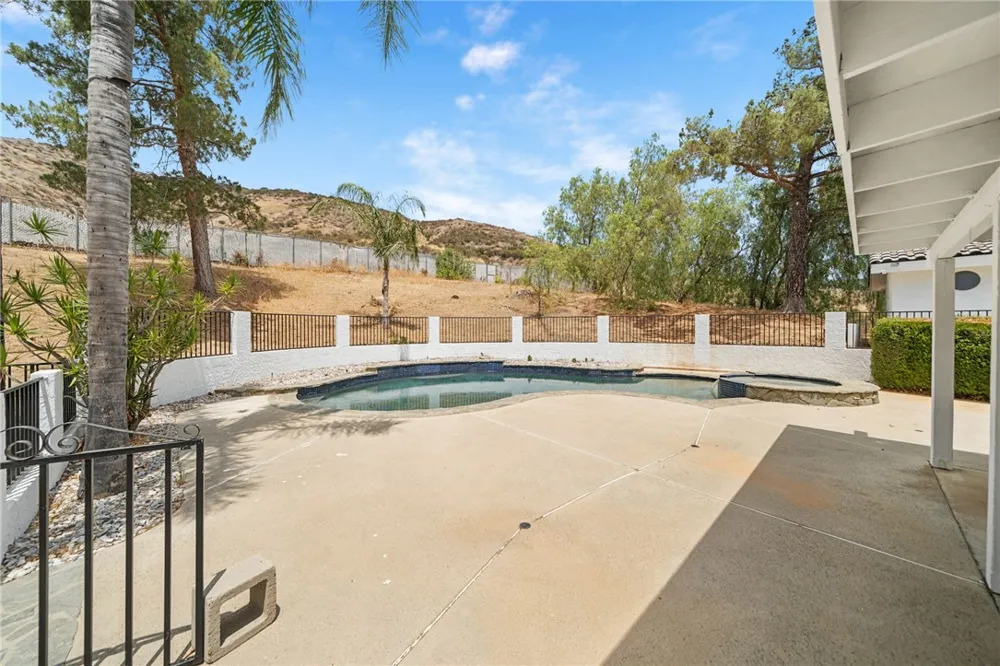 5385 Park San Bernardino, CA 92404