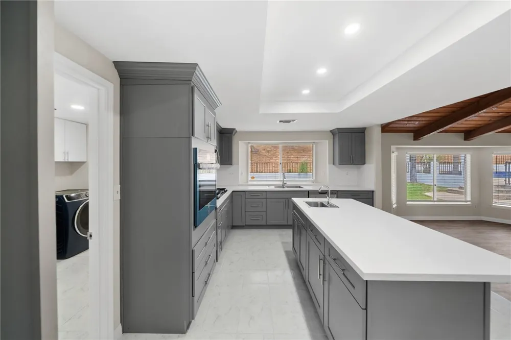 5385 Park San Bernardino, CA 92404