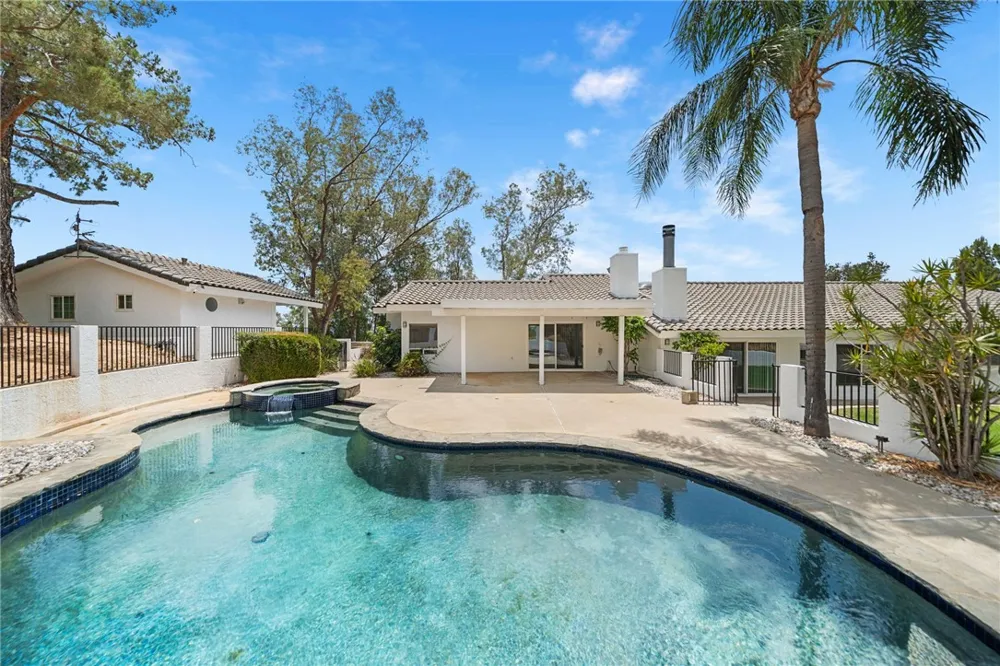 5385 Park San Bernardino, CA 92404