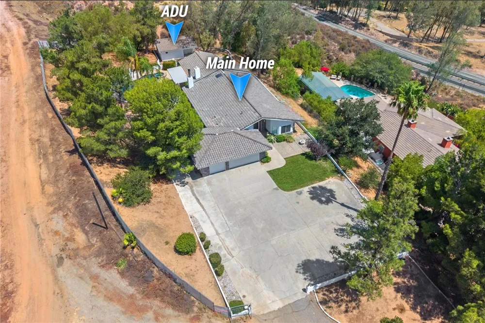 5385 Park San Bernardino, CA 92404