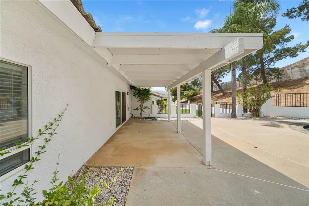 5385 Park San Bernardino, CA 92404
