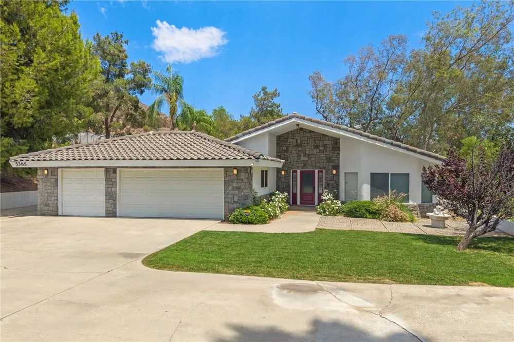 5385 Park San Bernardino, CA 92404