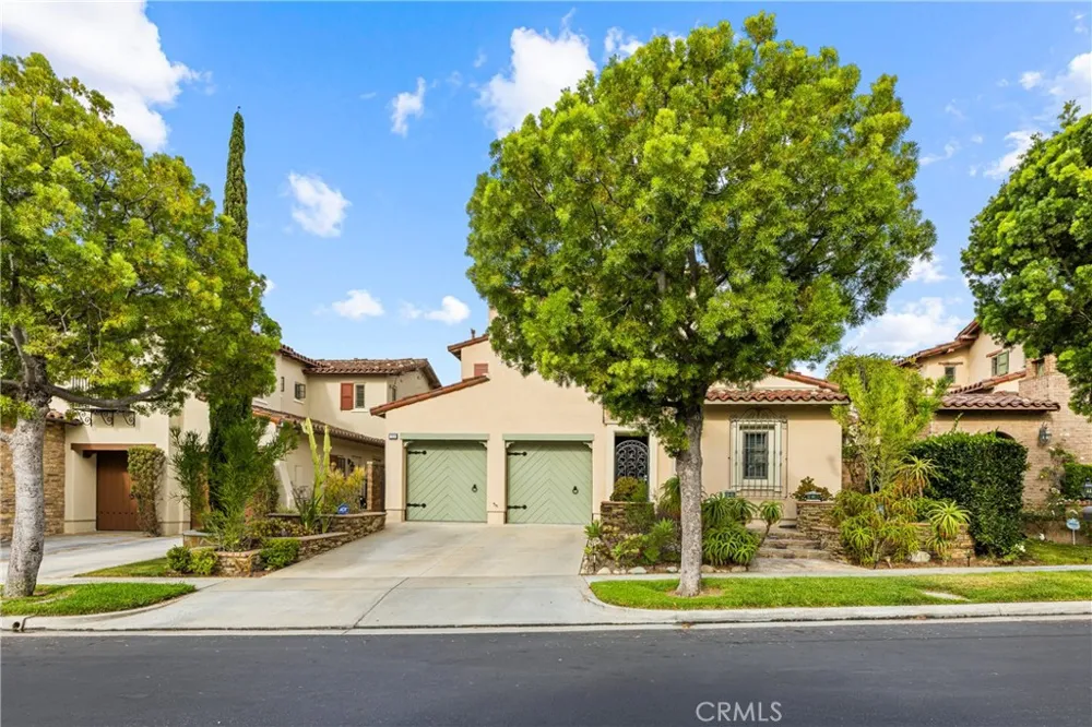 33 ROSE TRELLIS Irvine, CA 92603