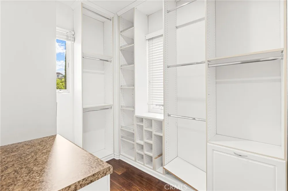 33 ROSE TRELLIS Irvine, CA 92603