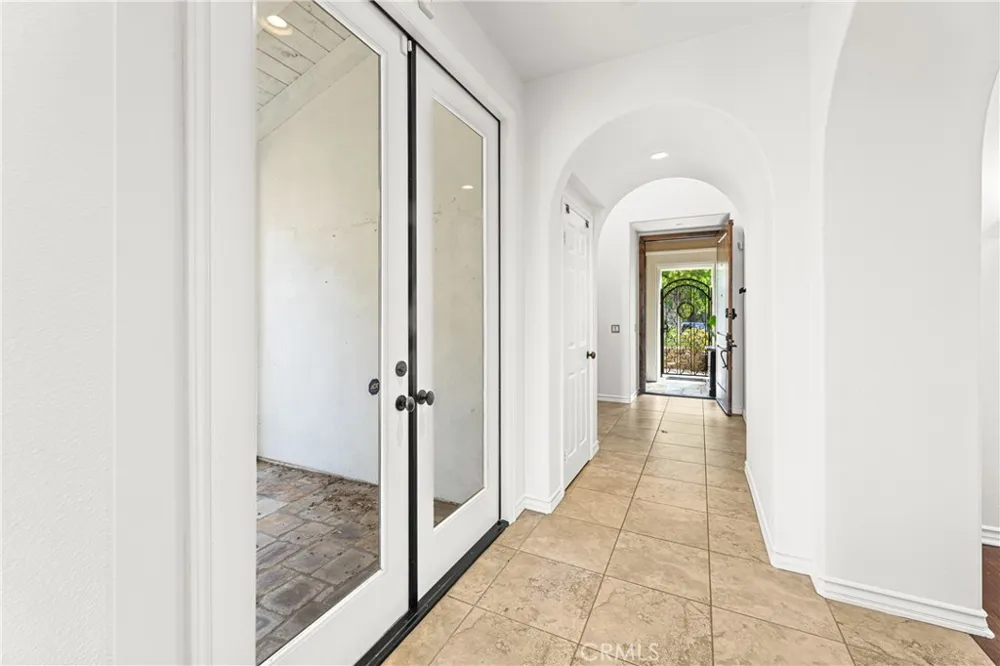 33 ROSE TRELLIS Irvine, CA 92603