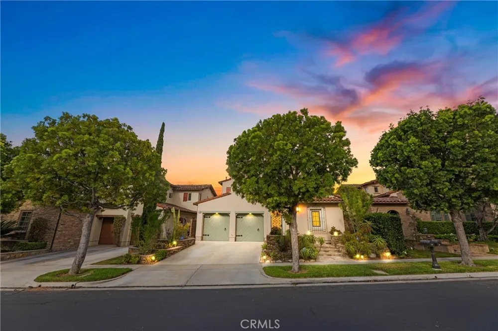 33 ROSE TRELLIS Irvine, CA 92603