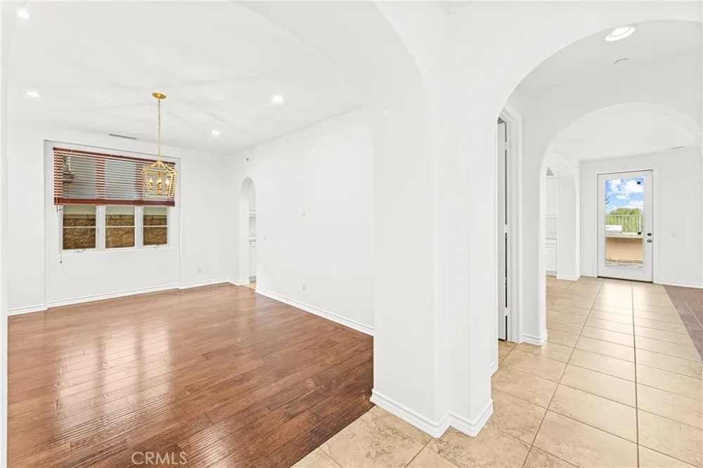 33 ROSE TRELLIS Irvine, CA 92603