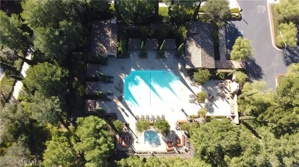33 ROSE TRELLIS Irvine, CA 92603