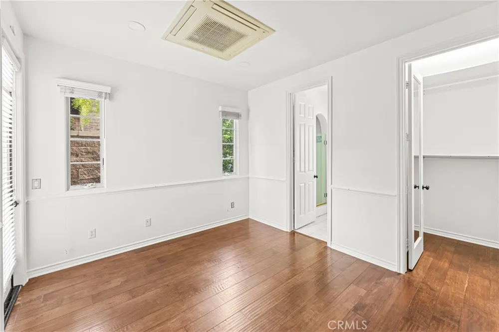 33 ROSE TRELLIS Irvine, CA 92603