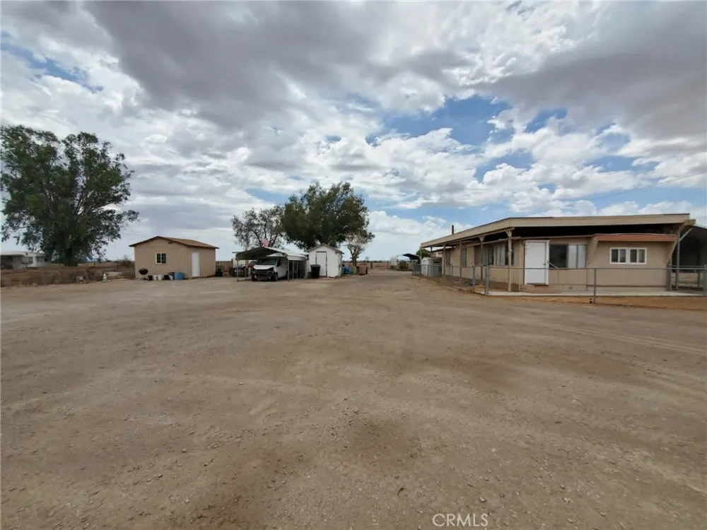 5631 Colorado River Road Blythe, CA 92225