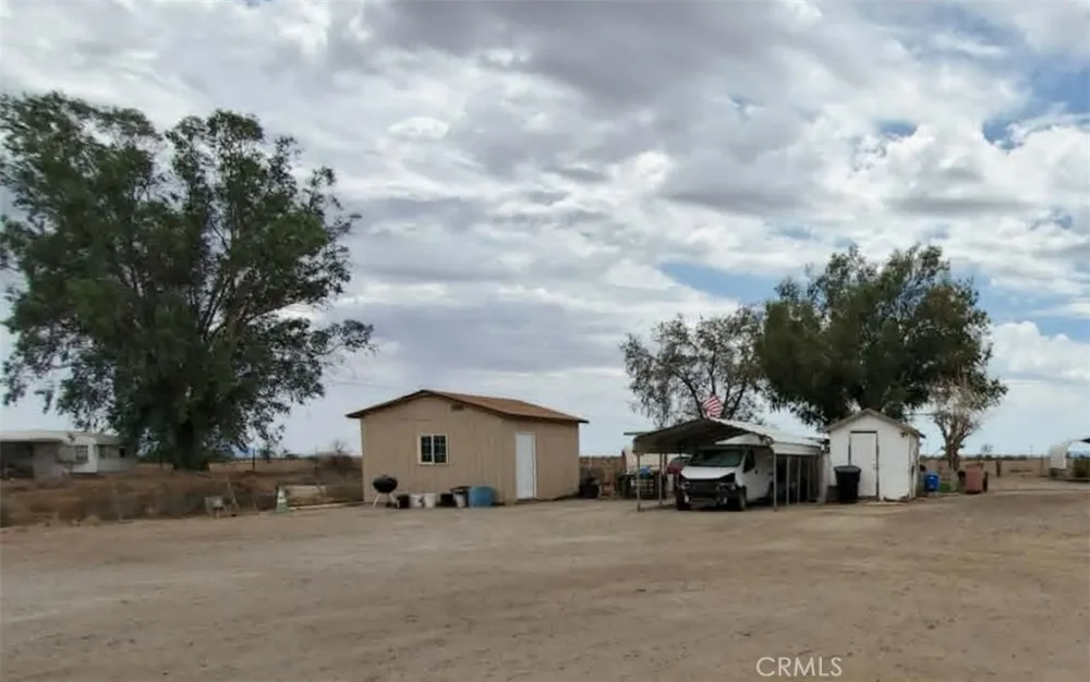 5631 Colorado River Road Blythe, CA 92225
