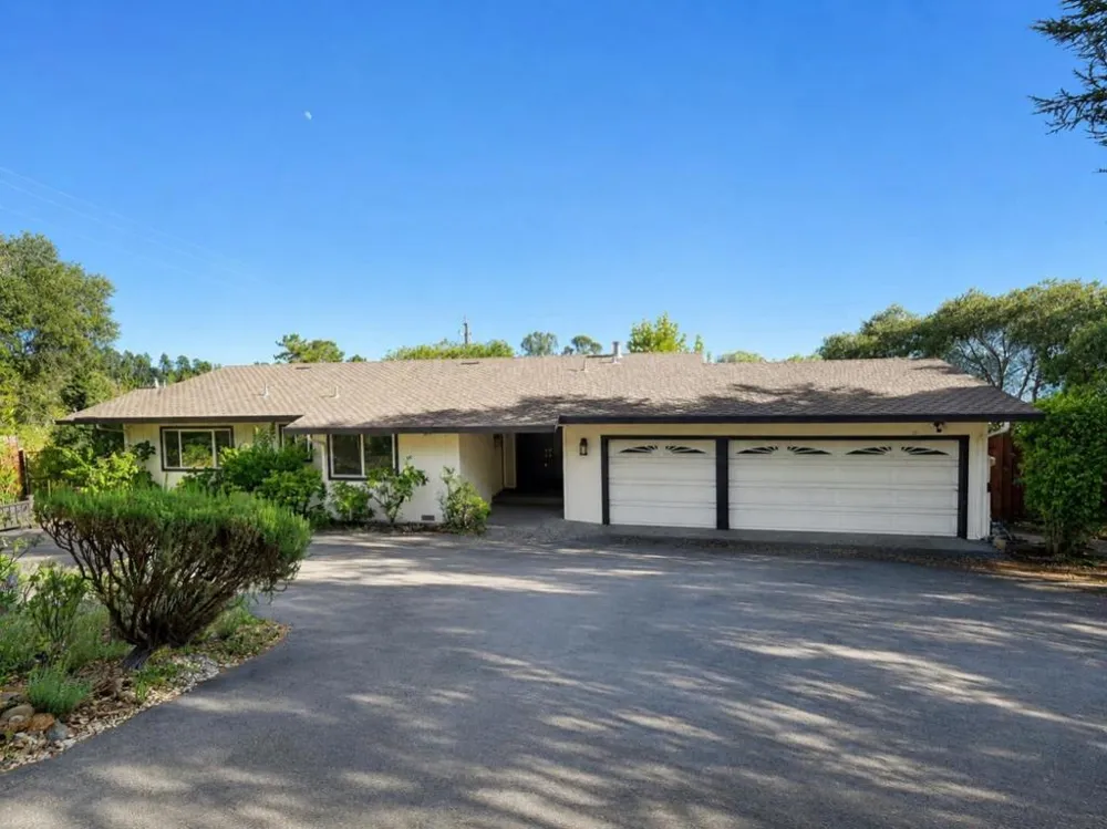 7 Via Del Sol Watsonville, CA 95076